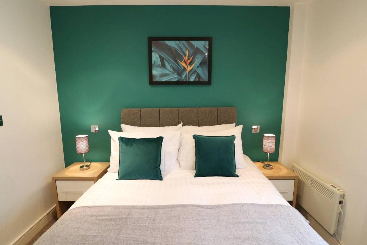 Апартаменты Heart Of Leeds City Centre Living - Sleeps 6 Экстерьер фото